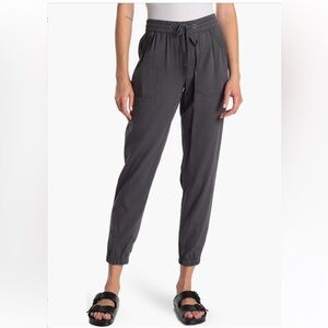 NWT UNIONBAY Women's Charcoal Drawstring Jogger Pants